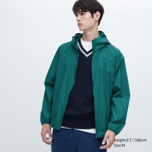 Green Uniqlo Pocketable Uv Protection 3d Cut Men Parka | 7890266