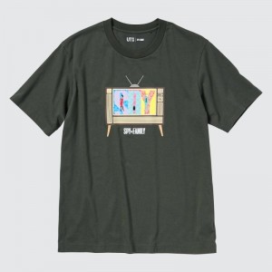Grey Uniqlo Spy X Family Ut Short-sleeve Graphic Men T Shirts | 2658972