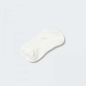 White Uniqlo Heattech Pile Short Men Socks | 1225875