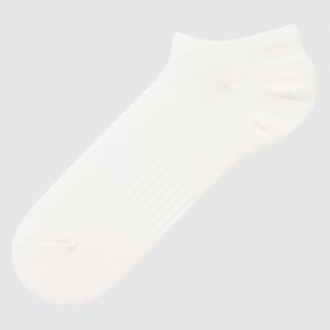 White Uniqlo Pile Mesh Short Men Socks | 6737410