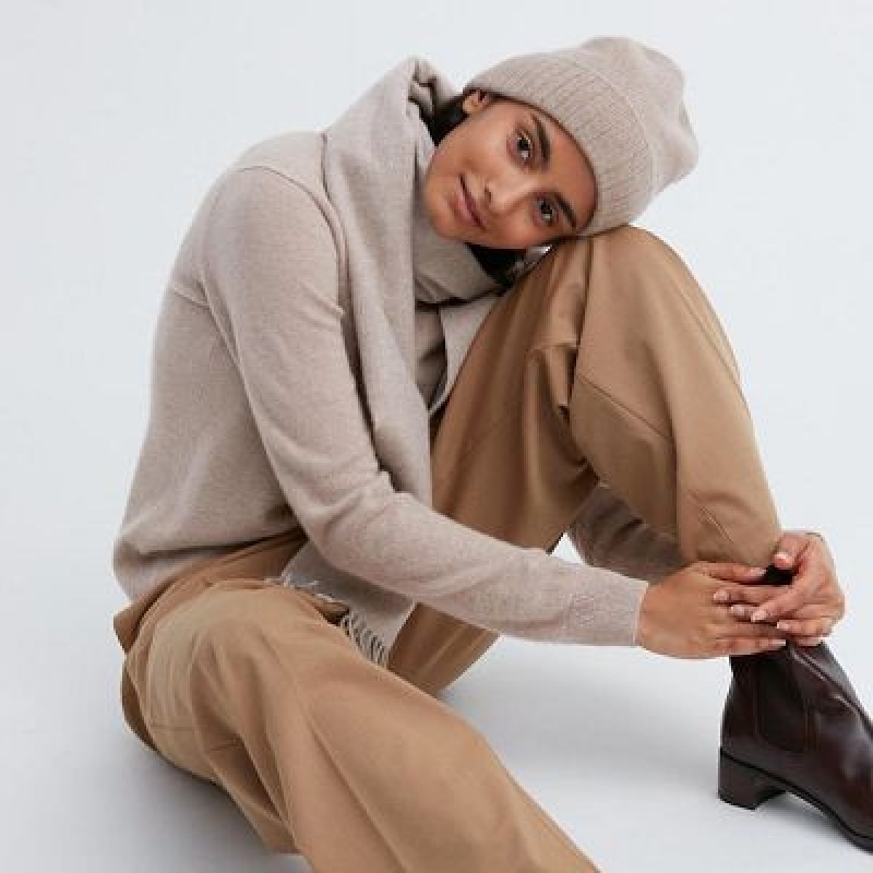 Beige Uniqlo Cashmere Knitted Women Beanie | 1142676
