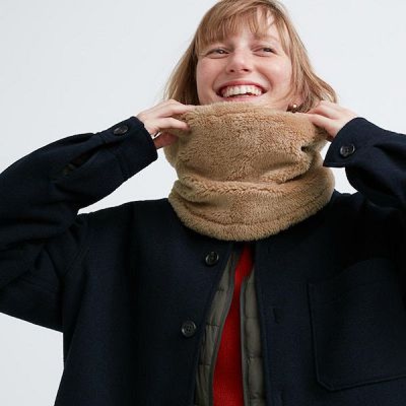 Beige Uniqlo HEATTECH Fluffy Yarn Women Neck Warmer | 9111617