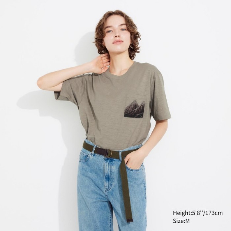 Beige Uniqlo Hokusai UT Short Sleeve Women T Shirts | 4464343