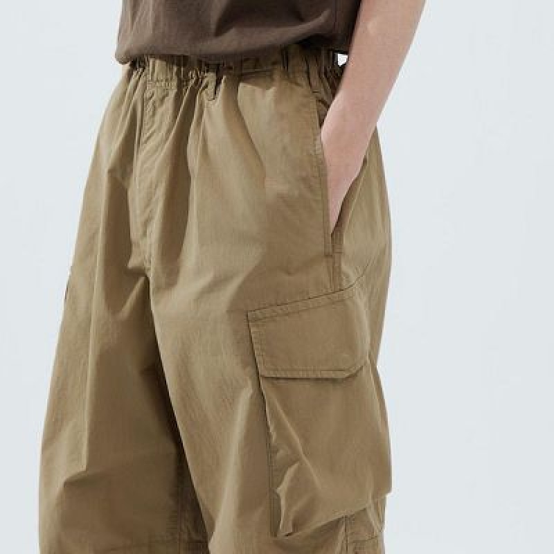 Beige Uniqlo U Wide-Fit Parachute Cargo Women Pants | 8183427