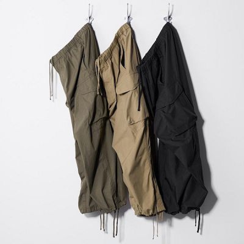 Beige Uniqlo U Wide-Fit Parachute Cargo Women Pants | 8183427