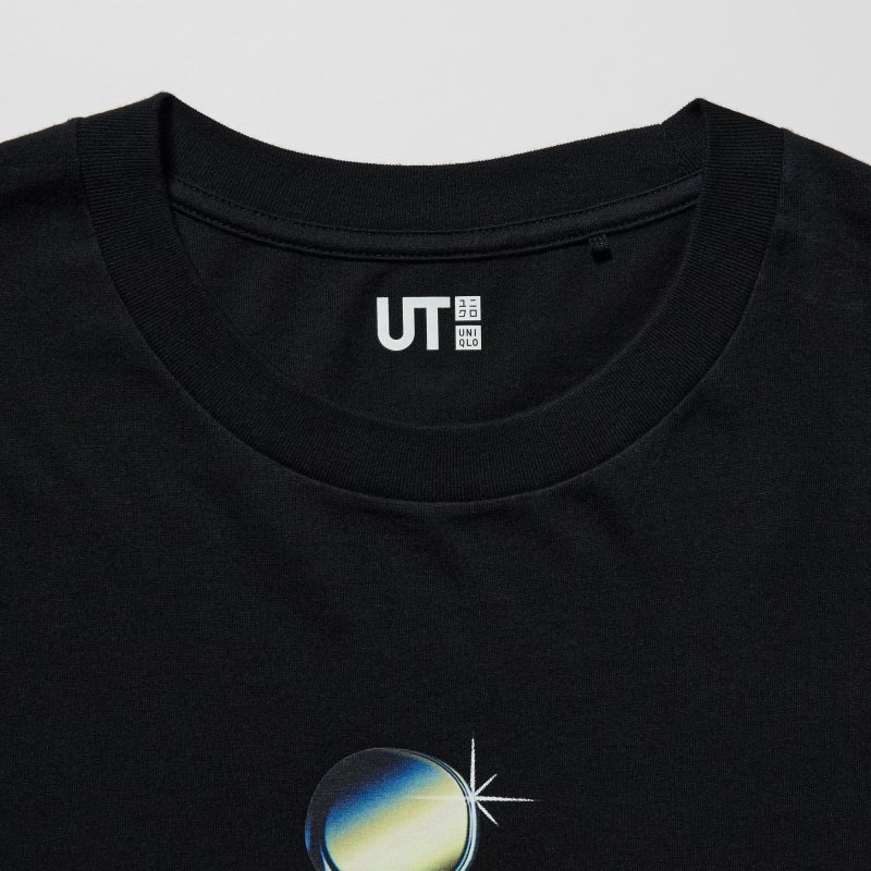 Black Uniqlo Mickey Stands Ut Short Sleeve Graphic Men T Shirts | 8493869