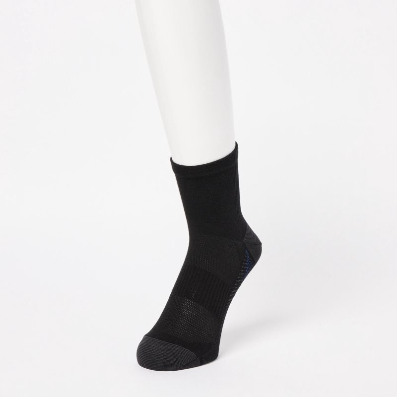 Black Uniqlo Sports Half Men Socks | 629918