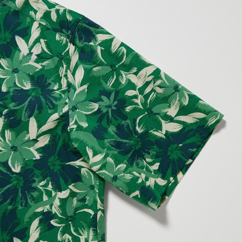 Green Uniqlo Open Collar Short-sleeve Men Shirts | 1499067