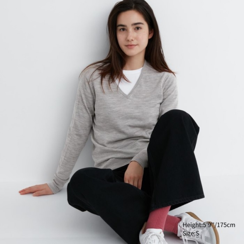 Grey Uniqlo Extra Fine Merino V-Neck Long-Sleeve Women Sweaters | 3324208