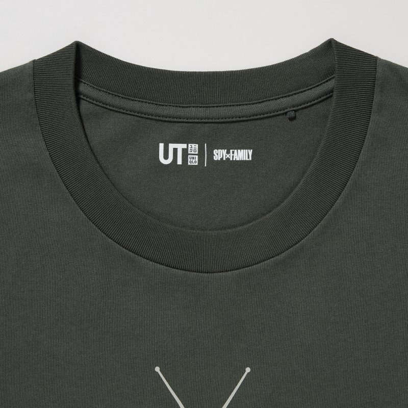 Grey Uniqlo Spy X Family Ut Short-sleeve Graphic Men T Shirts | 2658972