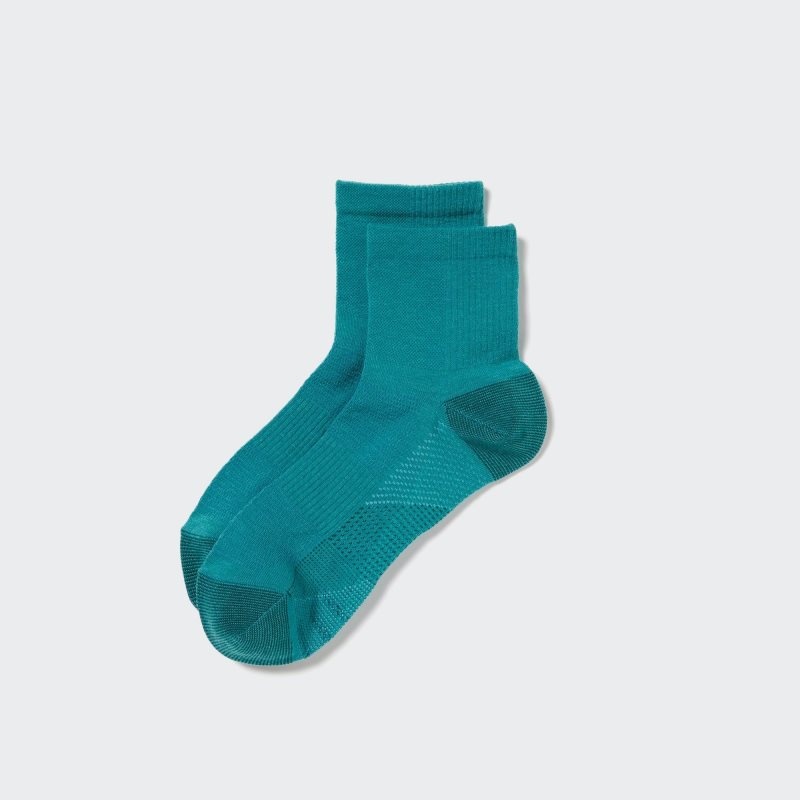 Olive Uniqlo Sports Half Men Socks | 890340