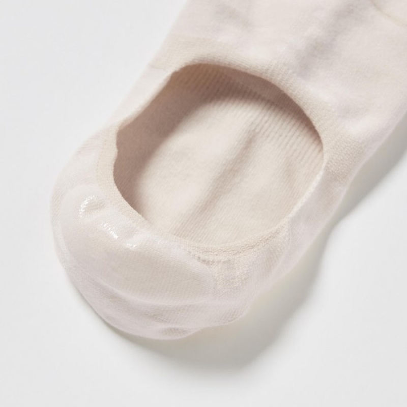 White Uniqlo Footsies (3 Pairs) Women Socks | 1016318