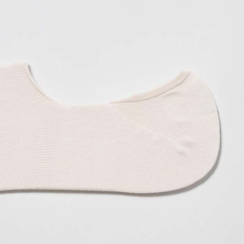 White Uniqlo Footsies (3 Pairs) Women Socks | 1016318