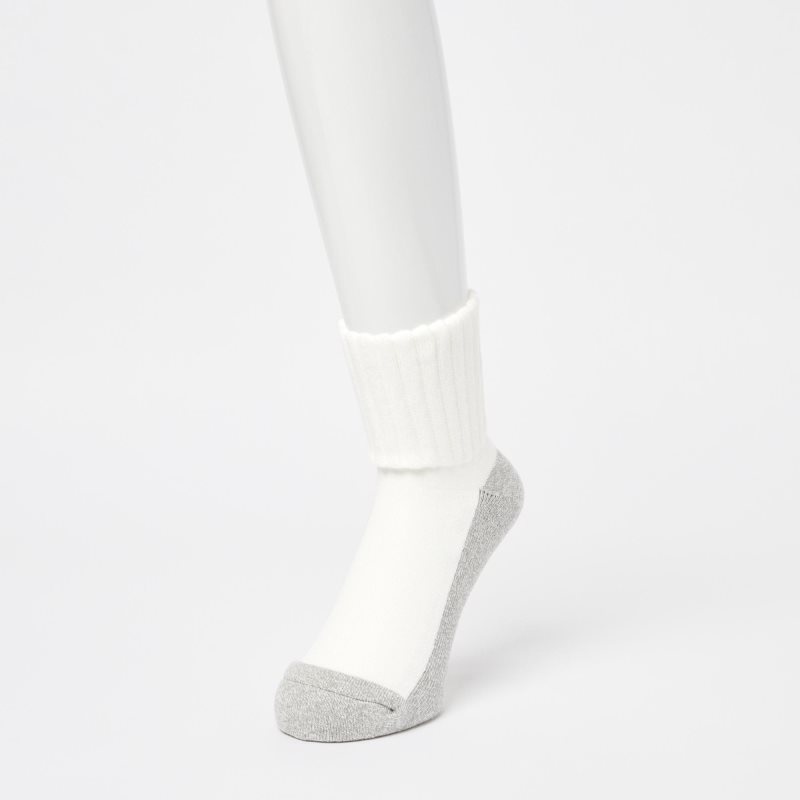 White Uniqlo Heattech Soft Pile Half Men Socks | 8582454