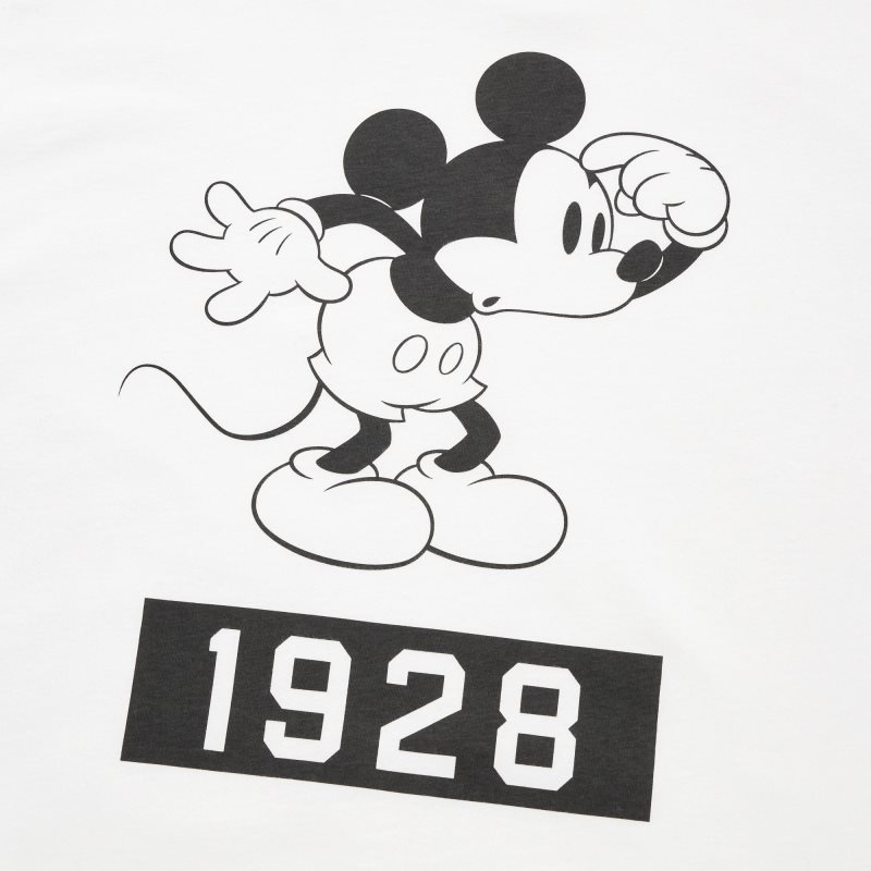 White Uniqlo Magic For All Timeless Favorites Ut Short-sleeve Graphic Men T Shirts | 5131350