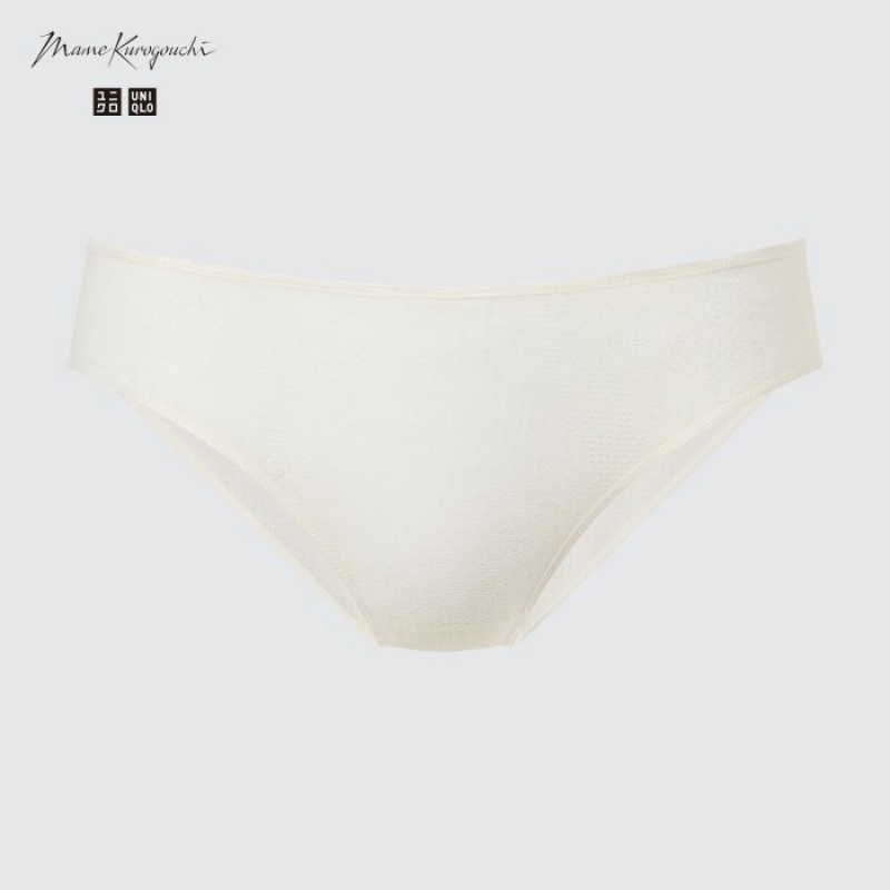 White Uniqlo Mesh Regular Women Shorts | 9323053