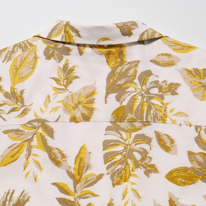 White Uniqlo Open Collar Short-sleeve Men Shirts | 8383075