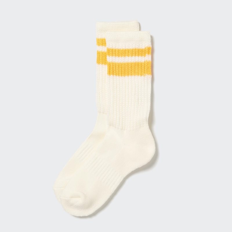 White Uniqlo Pile Lined Men Socks | 2777240